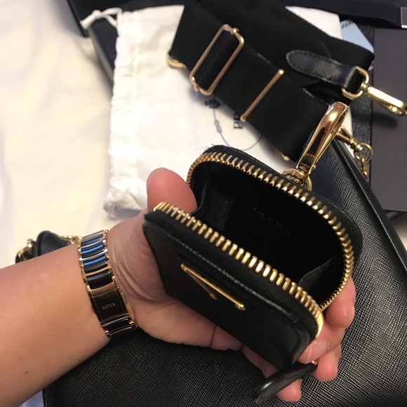 Prada Re-edition 2005 Saffiano Leather - Picture 6 of 7